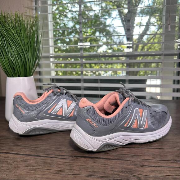 New Balance 847 V3 Gray Peach Women’s Size 9 Running Shoes WW847GY3 Athletic - Picture 1 of 9